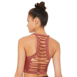 Strappy back alo yoga movement bra in rosewood